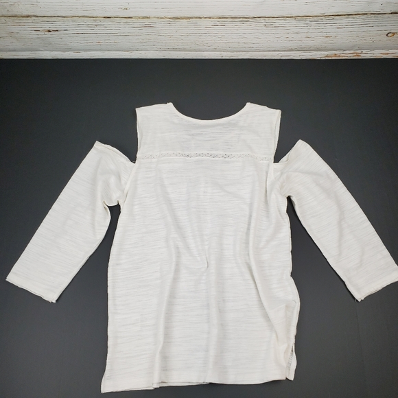 Democracy Cold Shoulder Long Sleeve Top - Picture 4 of 4